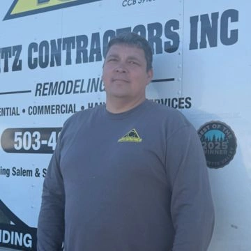 Photo of Daniel Galvan, Lead Carpenter